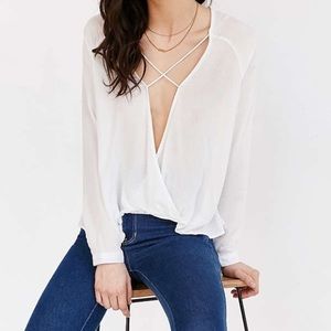 Forever 21 v neck plunge cropped blouse